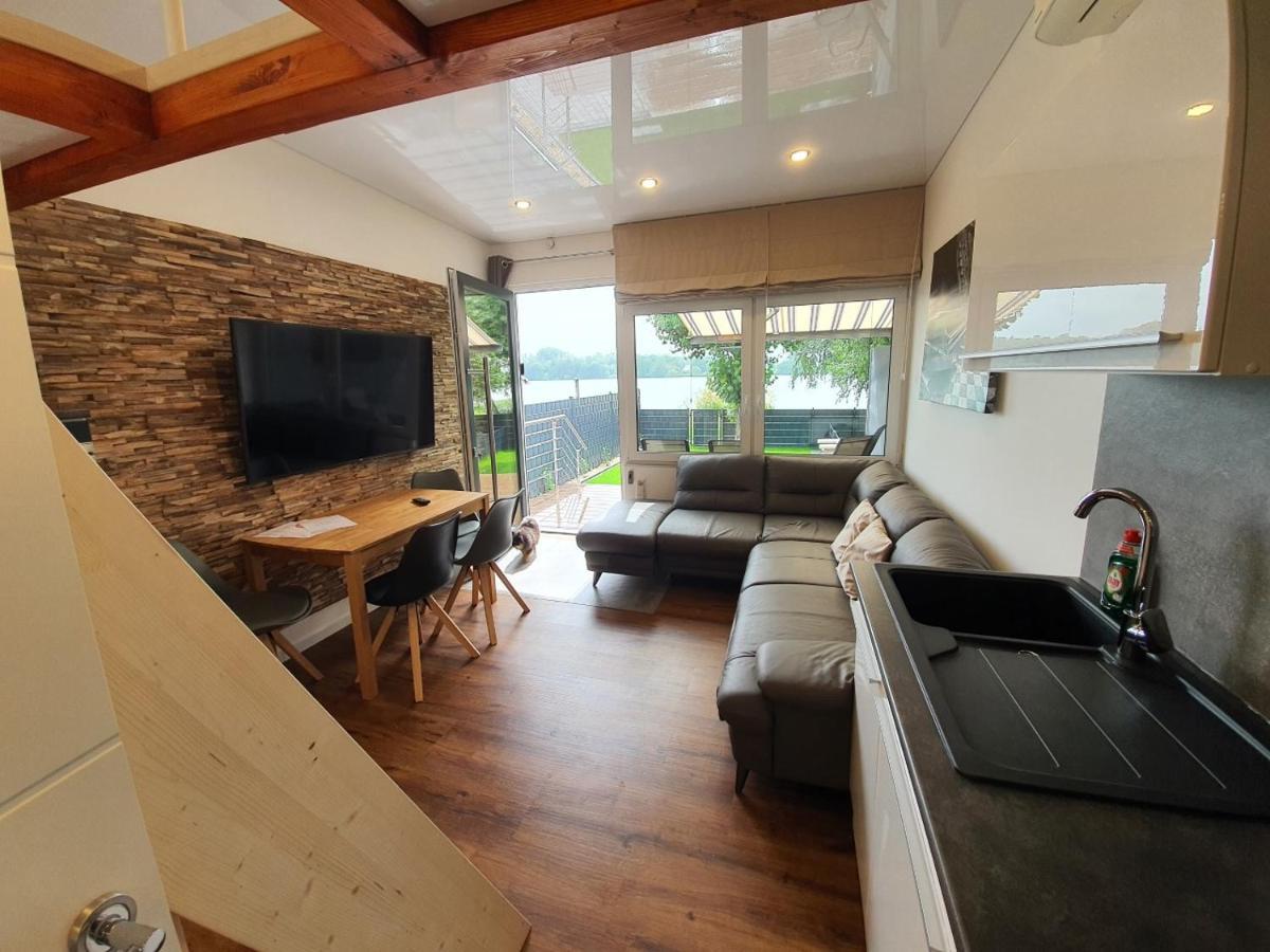 Ferienhaus Am See-2 Hungen Bagian luar foto