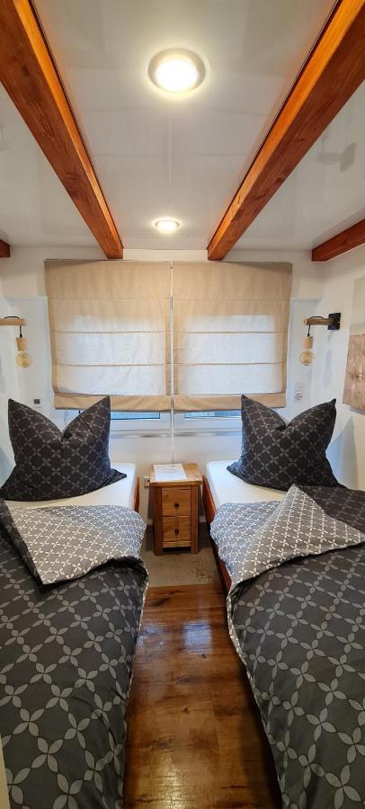 Ferienhaus Am See-2 Hungen Bagian luar foto