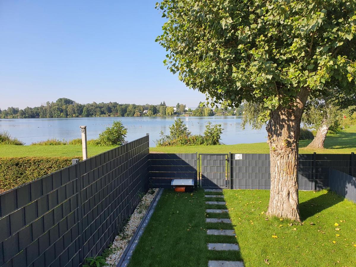 Ferienhaus Am See-2 Hungen Bagian luar foto