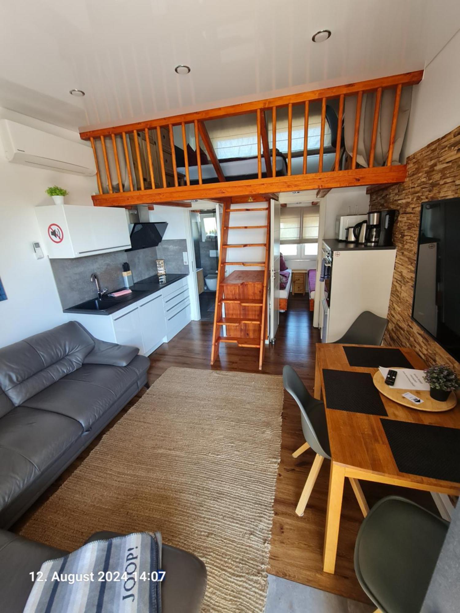 Ferienhaus Am See-2 Hungen Bagian luar foto